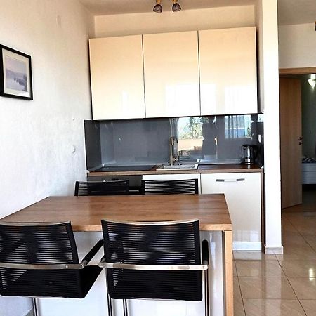 Apartments Maris Starigrad Paklenica Εξωτερικό φωτογραφία