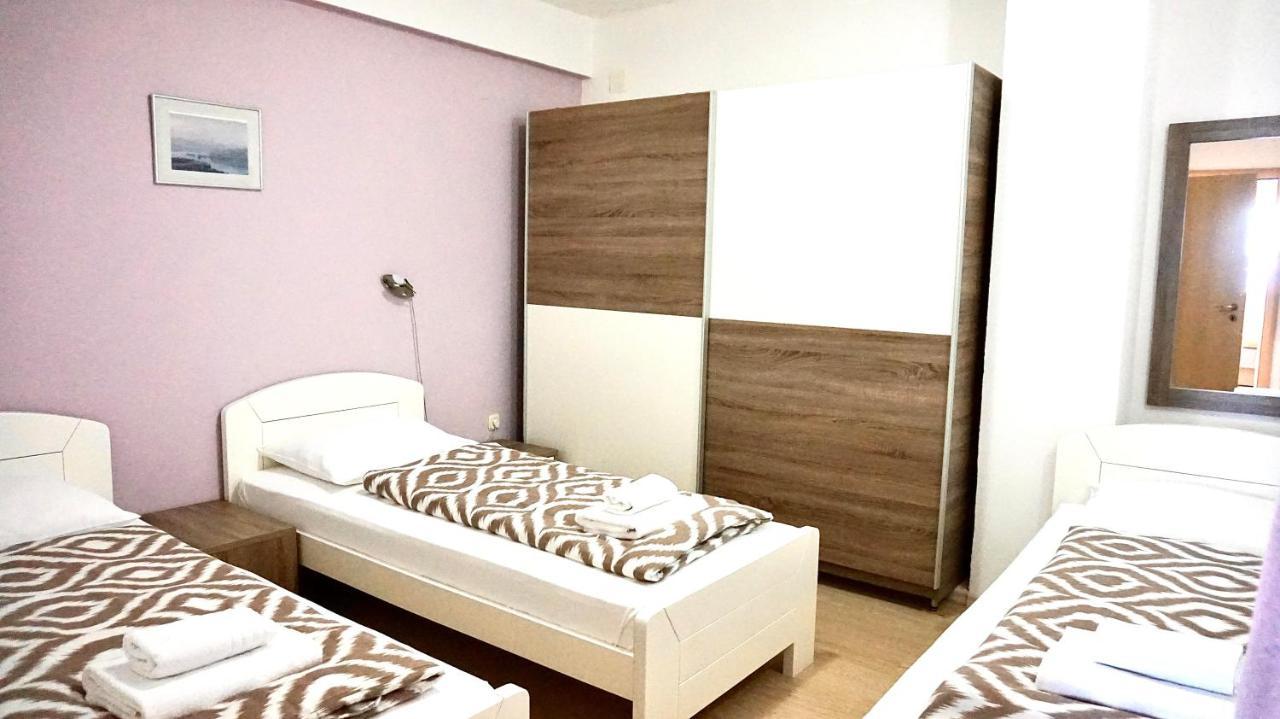 Apartments Maris Starigrad Paklenica Εξωτερικό φωτογραφία